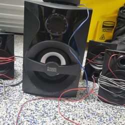 Bluetooth Based Stereo System  5 Speakers And Single Bass Speaker