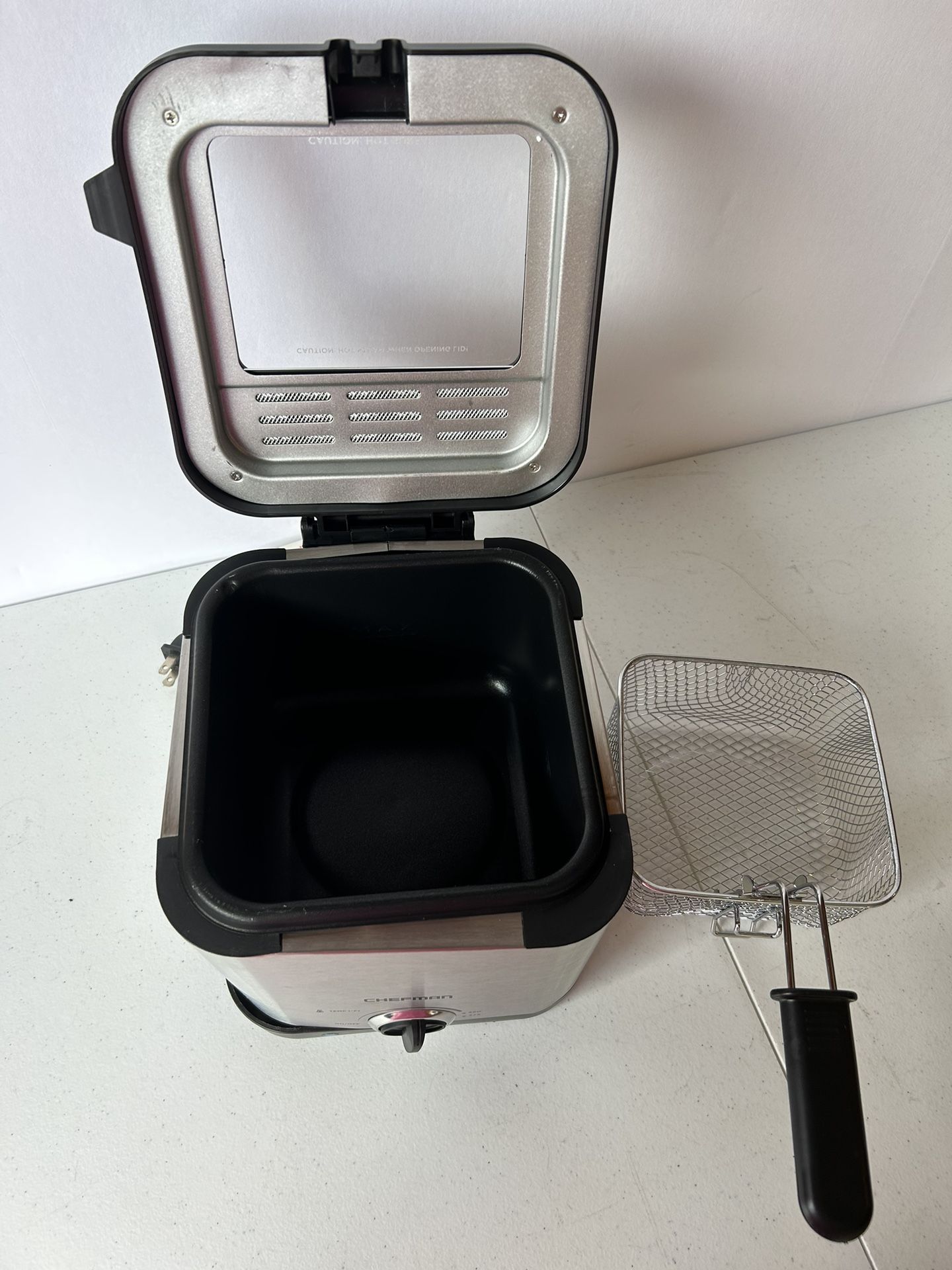 Chefman Fry Guy Compact & Convenient To Deep Fry Comfort Food 1.6Qt