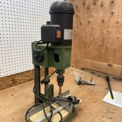 Central Machinery Benchtop Mortiser 