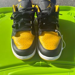 Nike Jordan 1 Low Yellow Ochre (GS) 553560-072