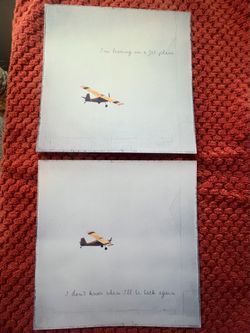Airplane Picture Decor