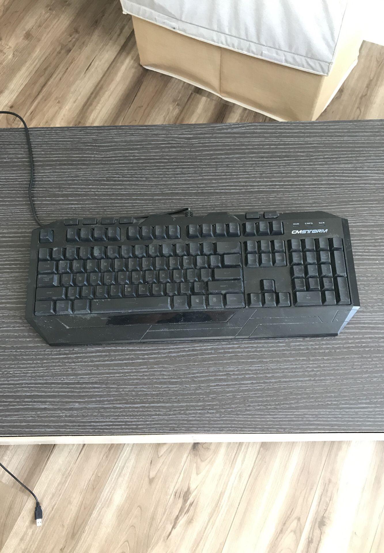Gaming computer keyboard