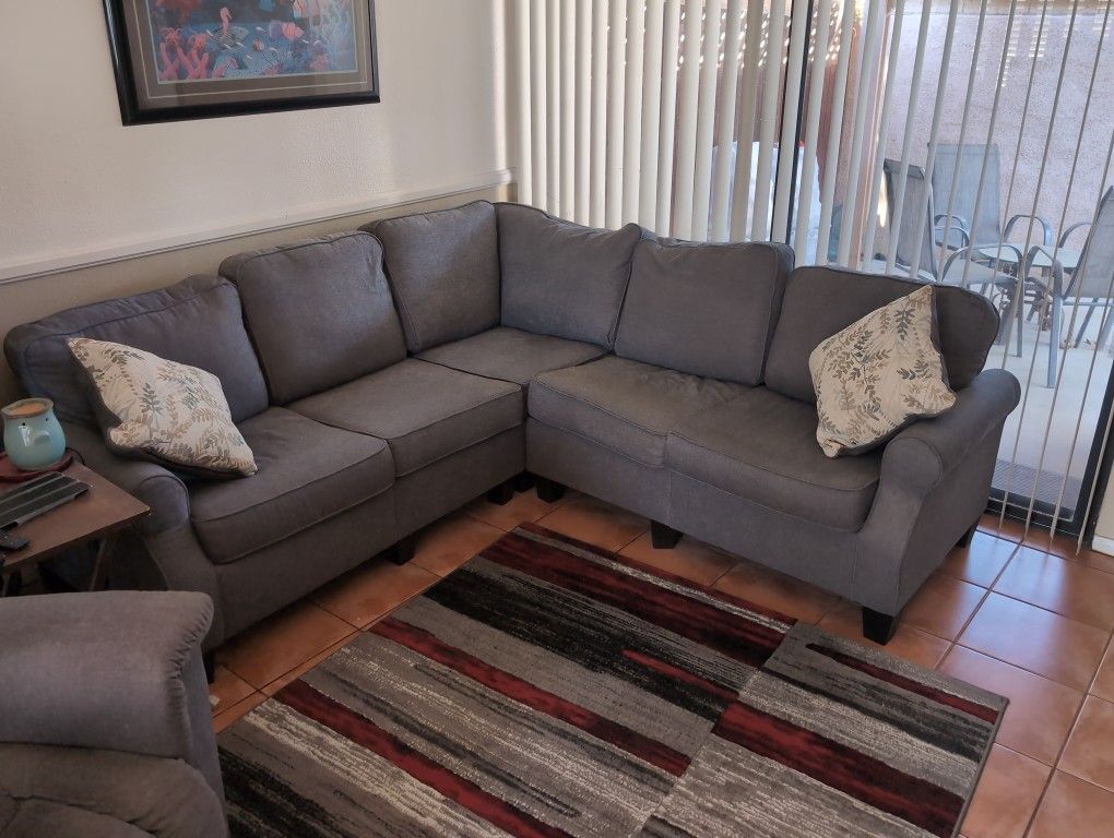 L SHAPE  COUCH / SOFA