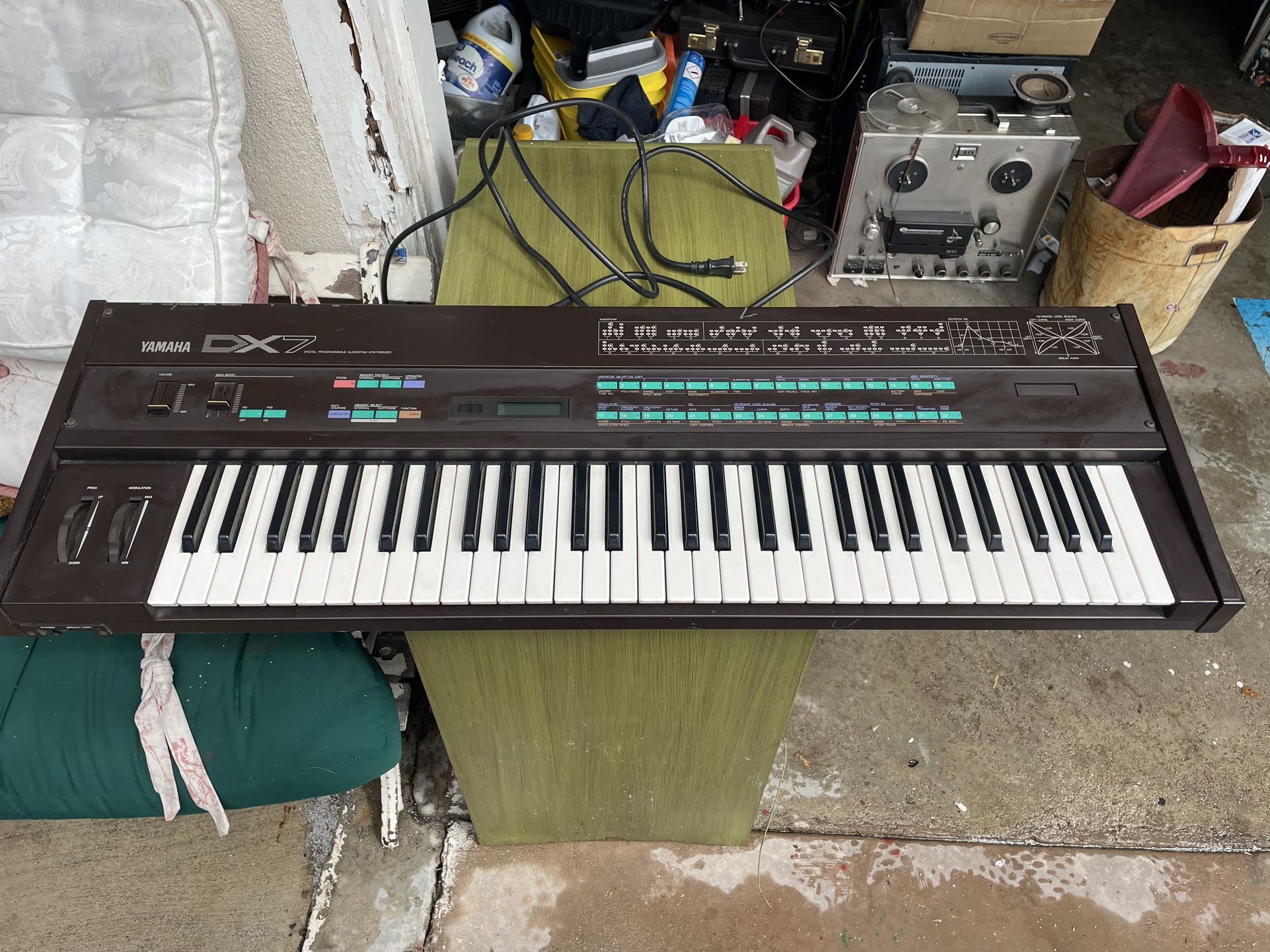 Vintage Yamaha Dx7 Synth