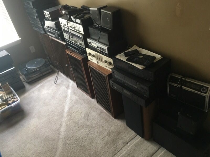 Huge stereo equipment lot