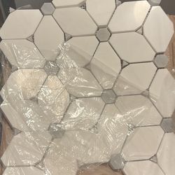 Cecily Gregio Marble Mosaic Tile and Natural Ivory Travertine Polished Honed And Filled 12“ X 24“ Tiles