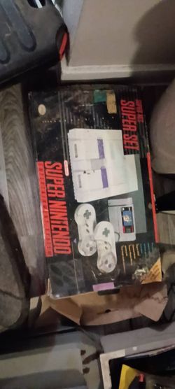 Super Nintendo in box good condition