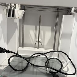 Maker bot ultimaker s6 3d printer