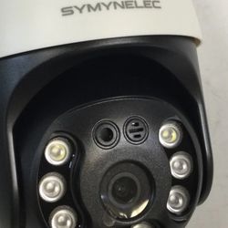 1. OPEN BOX. SYMYNELEC P4 WIRELESS WIFI SECURITY SMART  BULB CAMERA  OPEN BOX  
