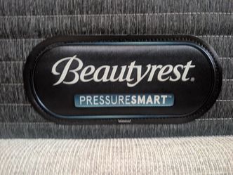 Beauty rest  pressure smart king size bed