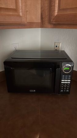 Sunbeam Black Countertop Microwave
