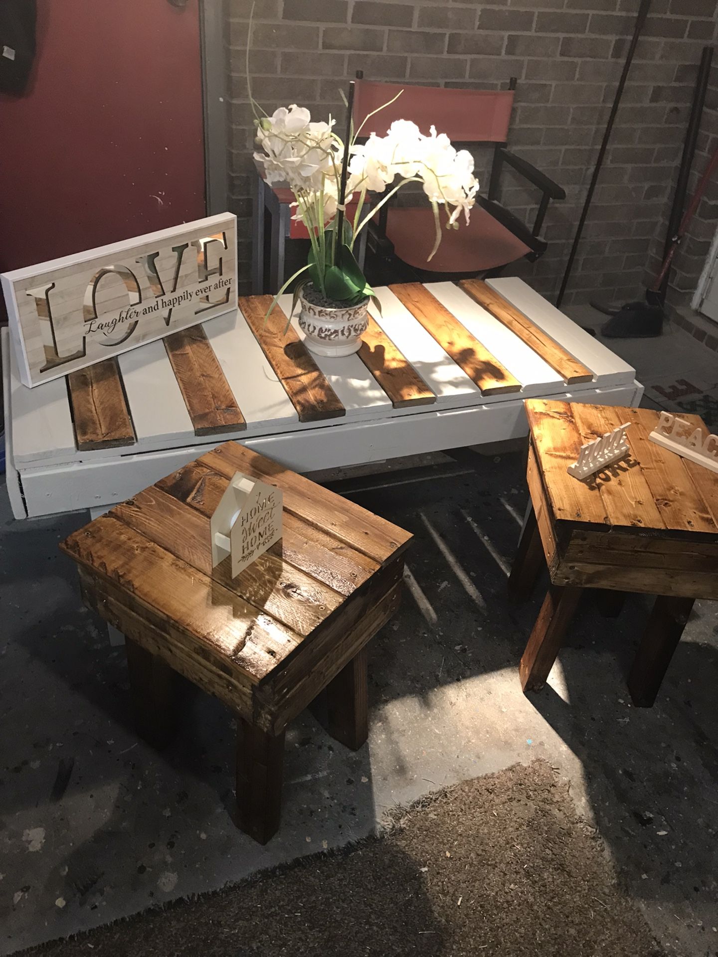 Farmhouse Coffee Table Set 
