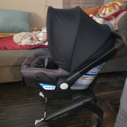 Evenflo Shyft Dual Ride