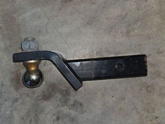 Hitch and lock with key