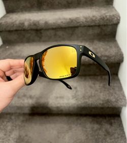 NEW Polarized Oakley Holbrook XL With Original Packaging