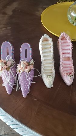 Shoe decorations