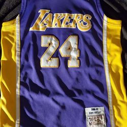 Mitchell & Ness Hardwood Classics ‘NBA LAKERS’ Kobe Bryant #24 Jersey