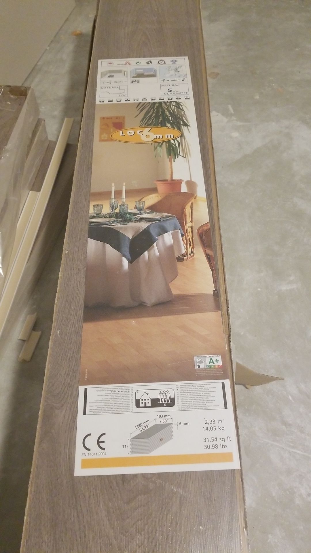 Loc 6mm laminate flooring