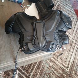 Xenith shoulder pads