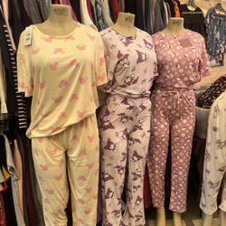 Pijamas De Hello Kitty  🐱 Y Mas Personajes 