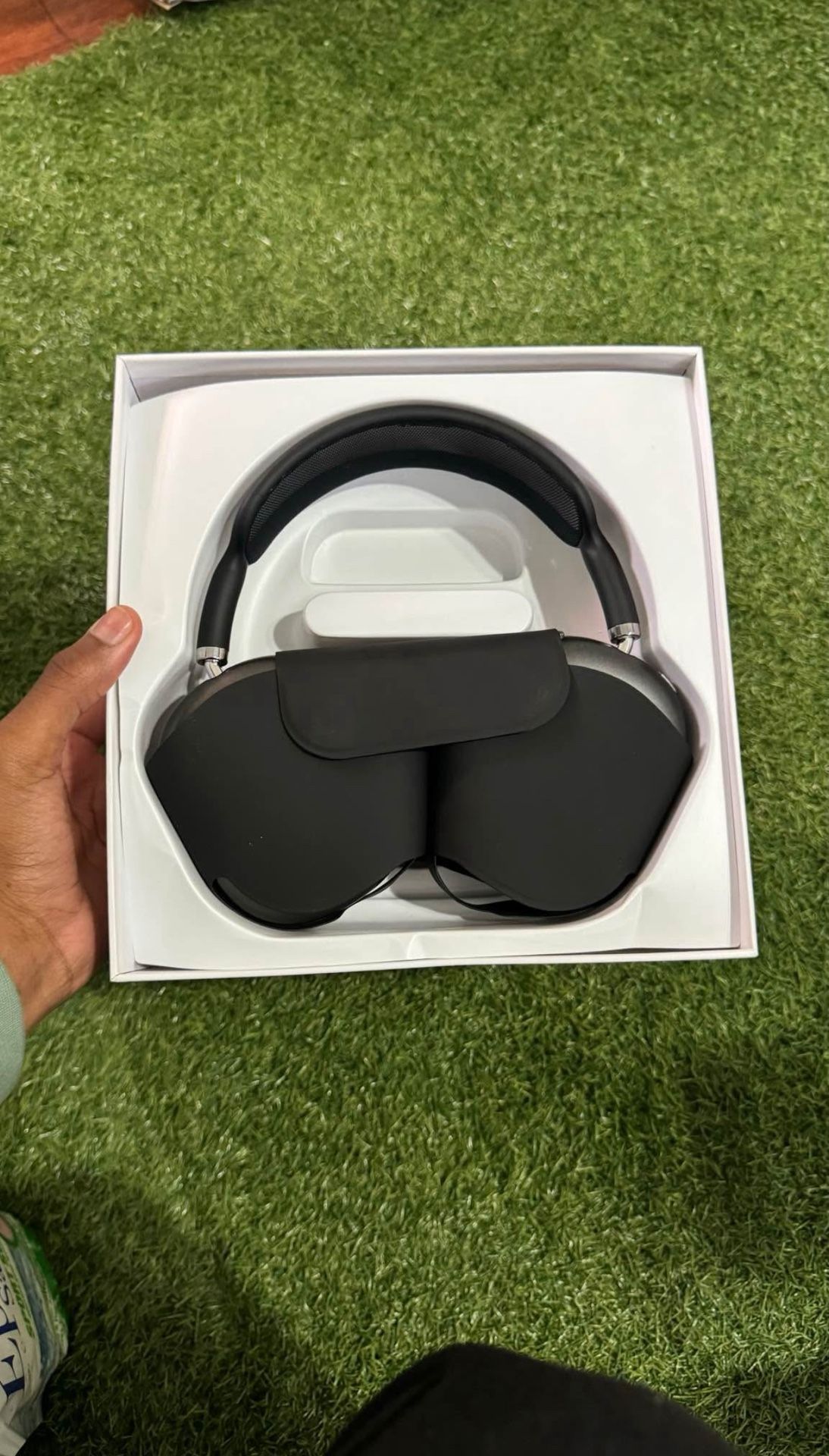 AirPod max