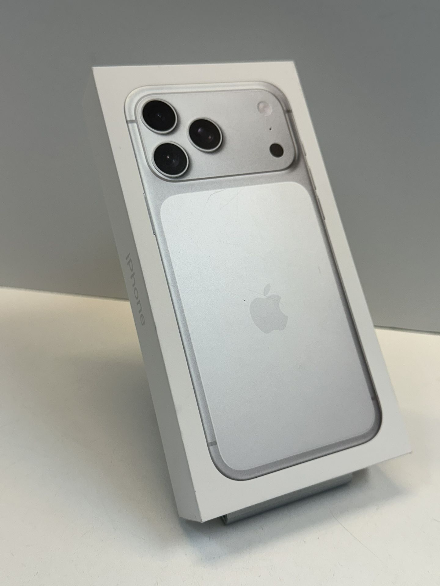 Apple iPhone 17 PRO MAX 256gb. ( Fully Unlocked )