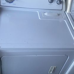 Whirlpool Electric Dryer, Like New And Excellent Working Condition