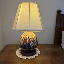 vintage Japanese Imari style porcelain lamp.  