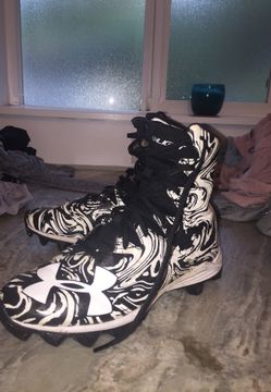 Youth 5.5 Football Cleats