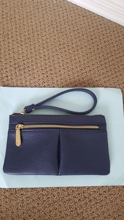 Wristlet purse