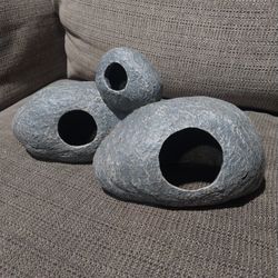 Fish Cave/hider