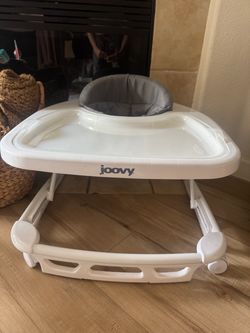 Joovy baby walker