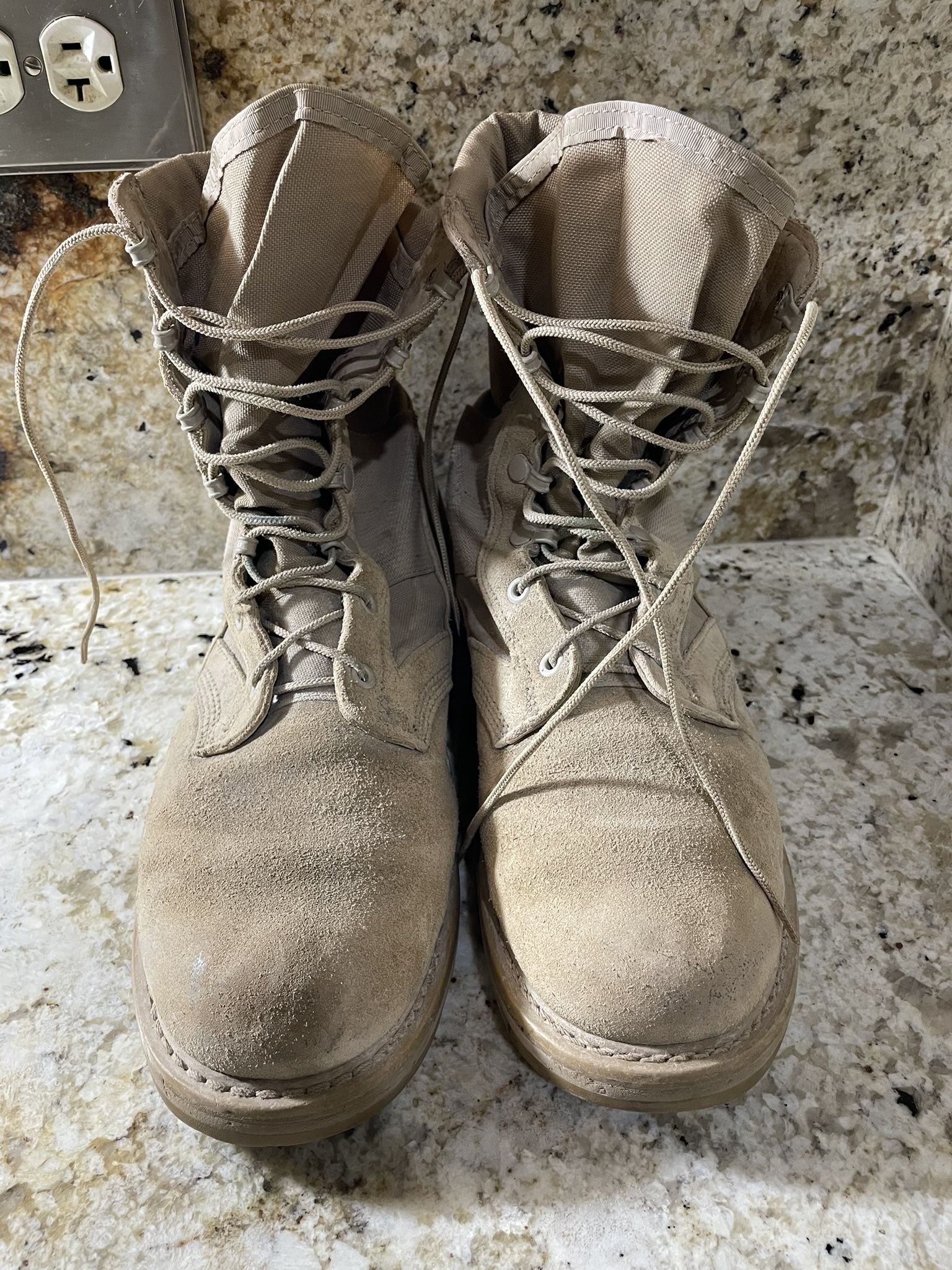 Army US Military Rocky Hot Weather Combat Boots  789 Mens Sz 10.5R 