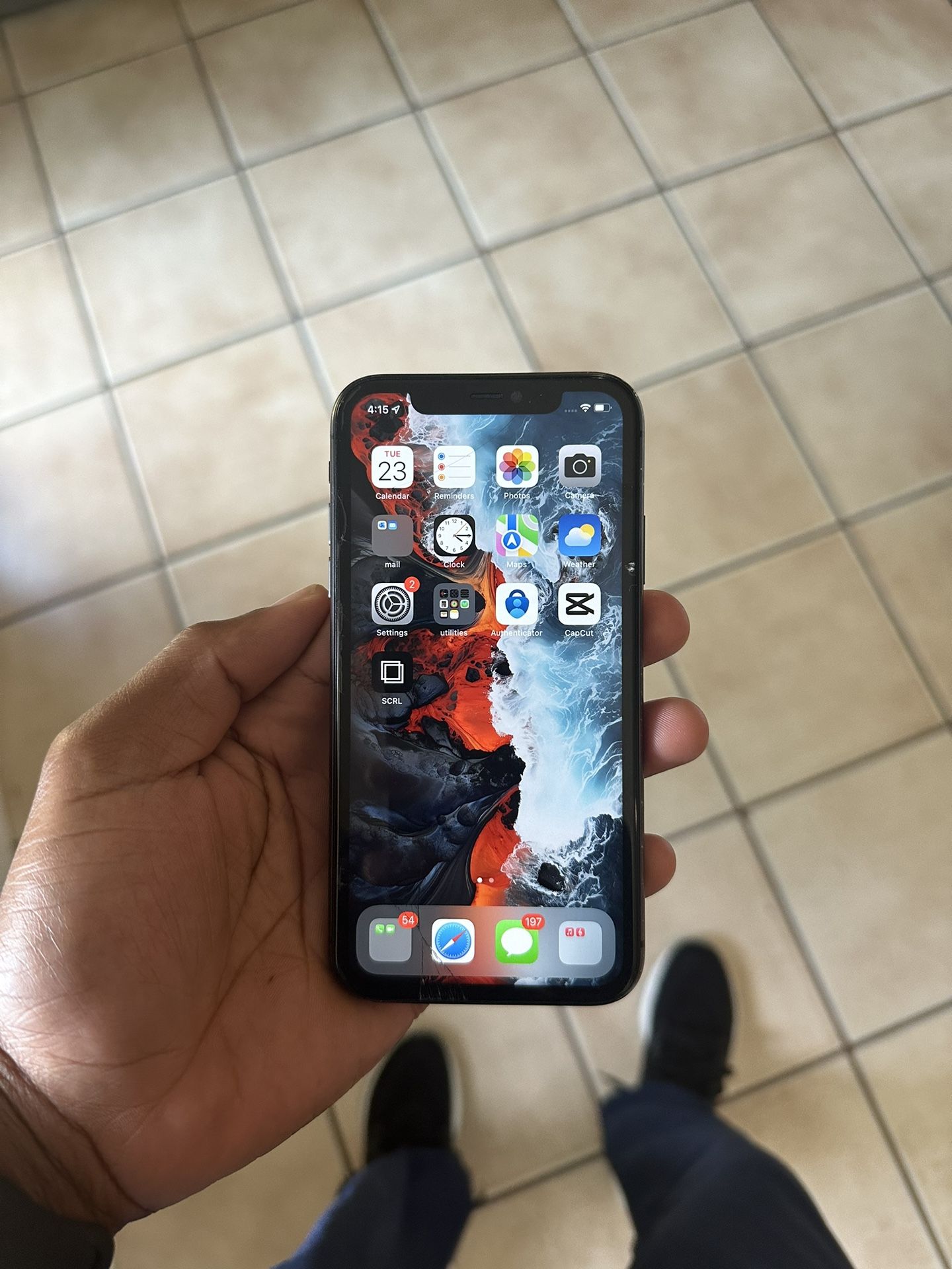 iPhone 11