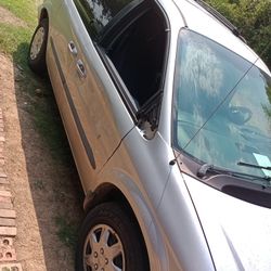 2003 Chrysler Voyager 
