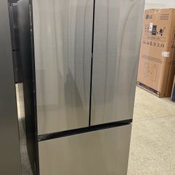 New Samsung Bespoke French Door Refrigerator In Stainless Steel 