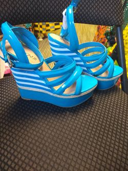 Fashion wedge shoes 5 inches size 9