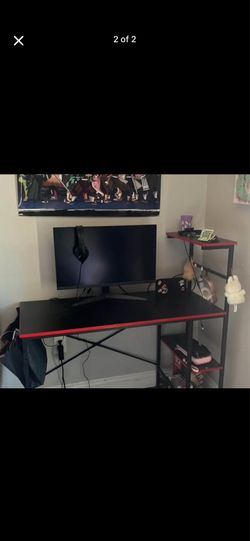 Gaming desk and monitor