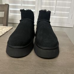 Women KoolaBurra By Ugg Ultra Mini Platform Fur Boot In Black