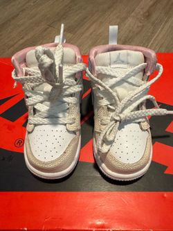 Air Jordan 1 Mid Toddler Sneakers White Pink (USED)