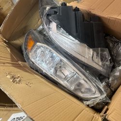 For 15-18 Ford Focus OE Style Chrome Amber Corner Headlight Lamps Pair