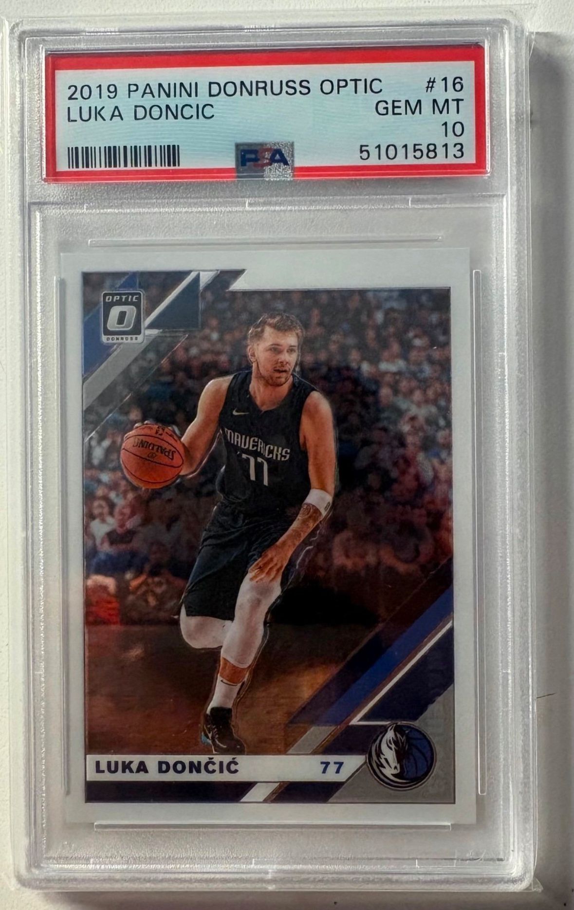 2019 Panini Donruss Optic Luka Doncic #18 GEM MT 10 (contact info removed)3