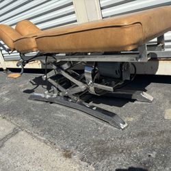 Zenith High Low Table HYLO table