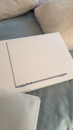 Apple MacBook Air Laptop
