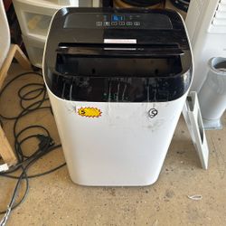 10,000 BTU portable AC Unit. 