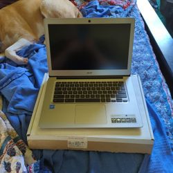 ACER  Chrome Great Laptop W Free Router.