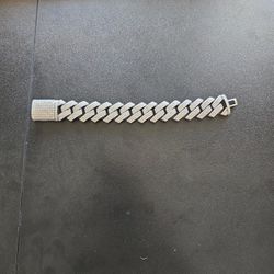 Moissanite Cuban Bracelet - 22mm