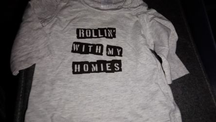 Baby Bundle Newborn To 3 Months Old Boys Clothes Gentle Used Total 14 Pieces.