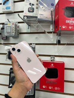 iPhone 13 128GB UNLOCKED 