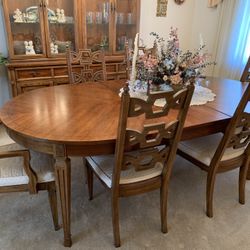 Dining Room Table And Hutch